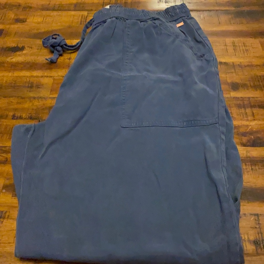 PINK like new light weight joggers